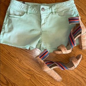5$ MINT GREEN LC SHORTS